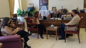 Με τον υπεύθυνο Προστασίας της Ύπατης Αρμοστείας του ΟΗΕ για τους πρόσφυγες συναντήθηκε ο Β.Λαμπρινός