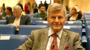 Γεώργιος Δερτιλής: Εξελέγη νέος ακαδημαϊκός