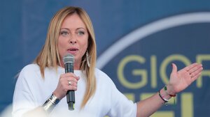 Μελόνι: "Είμαστε σύγχρονη δεξιά, τα ατομικά δικαιώματα δεν θα συμπιεστούν"