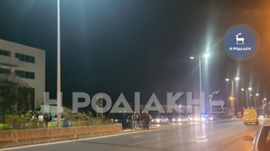 Ρόδος: Νεκρή μία γυναίκα και μία σοβαρά τραματίας μετά την παράσυρσή τους από ΙΧ