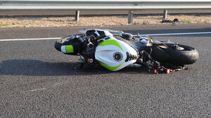 Τροχαίο για δικυκλιστή στην παραλιακή λεωφόρο