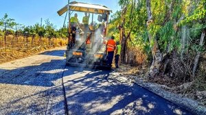 Ηράκλειο: Συμβάσεις για νέες ασφαλτοστρώσεις και τσιμεντοστρώσεις 