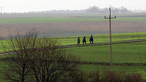 Πολωνία: Έντρομοι οι κάτοικοι του Σεβόντοφ, μετράνε τις πληγές τους