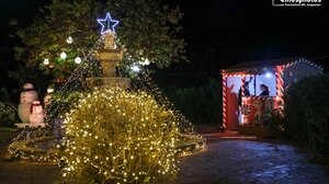 Το φαντασμαγορικό Πλεκτό Χριστουγεννιάτικο χωριό της Χίου