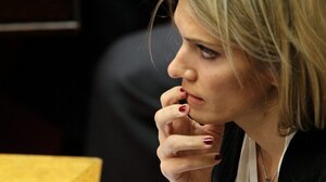 Εύα Καϊλή: Θρίλερ με τη σύλληψή της και τα χρήματα που βρέθηκαν σπίτι της- Το απόγευμα οι επίσημες ανακοινώσεις