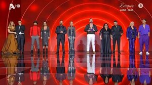 J2US: Ανατροπή με διπλή αποχώρηση, λίγο πριν τον μεγάλο τελικό