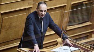 Γ. Πλακιωτάκης στη Βουλή: Ο κ. Τσίπρας βιάζεται να χάσει τις εκλογές – Οι πολίτες διαθέτουν μνήμη και κρίση