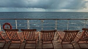 Από το πλοίο, αμέσως στο νοσοκομείο!