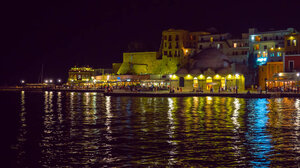 Συναγερμός για τον νεαρό τουρίστα που έπεσε στο λιμάνι των Χανίων!