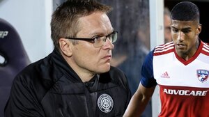 Ο Μοσκέρα δείχνει το δρόμο για τον επιθετικό