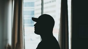 Ηράκλειο: την καταδίωκε με εμμονικό τρόπο, έβλεπε τι έκανε ακόμα και μέσα στο σπίτι της