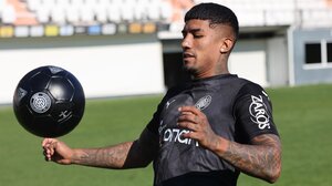 Μοσκέρα: "Να δουλέψω για να κερδίσω θέση βασικού"