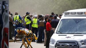 Πυροβολισμοί με "πολλά θύματα" στην Καλιφόρνια