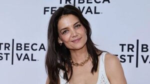 Η Κέιτι Χολμς έκανε το χτένισμα που έχει facelift εφέ