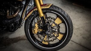 Μοτοσικλέτα τραυμάτισε θανάσιμα πεζή γυναίκα