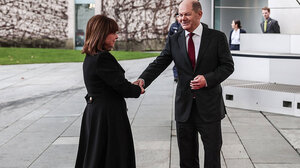 Συνάντηση Σακελλαροπούλου – Σολτς: Πολεμικές αποζημιώσεις και ελληνοτουρκικά στο επίκεντρο