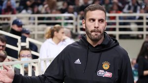 Ο Τσίπρας κατεβάζει τον μπασκετμπολίστα Νίκο Παππά, υποψήφιο για τον δήμο Αθηναίων