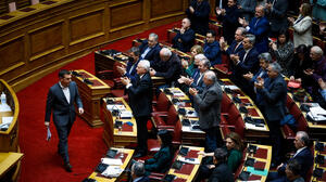 Πρόταση δυσπιστίας: Live η συζήτηση στη Βουλή