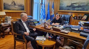 Συνάντηση ΥΠΕΘΑ Ν. Παναγιωτόπουλου με Μ. Βολουδάκη 