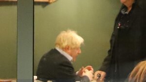 Ο Μπόρις Τζόνσον "ψηφίζει" Καλάβρυτα