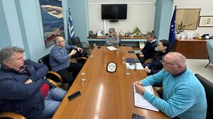 Σύσκεψη για τα ανεπιτήρητα παραγωγικά ζώα στον Άγιο Νικόλαο