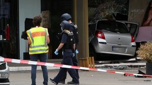 Αστυνομική επιχείρηση στο Εκθεσιακό Κέντρο του Βερολίνου - Εθεάθησαν άτομα με "επικίνδυνα αντικείμενα"