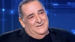 Ο Β. Καρράς μήνυσε ιστοσελίδα που τον εμφάνιζε να προωθεί προϊόν