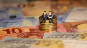 Ο «χάρτης» των πληρωμών από e-ΕΦΚΑ και ΔΥΠΑ έως τις 17 Μαρτίου 