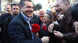 Αλ. Τσίπρας: Αυτό είναι το τελευταίο Πάσχα που το τραπέζι θα είναι τόσο φτωχό