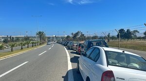 Αεροδρόμιο Ηρακλείου: Ανοίγει η σεζόν, μεγαλώνει ο "βραχνάς" της στάθμευσης