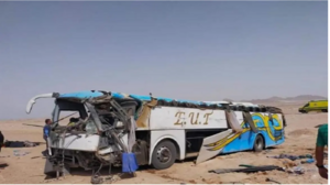 Αίγυπτος: Τουλάχιστον 18 νεκροί σε σύγκρουση λεωφορείου με φορτηγό