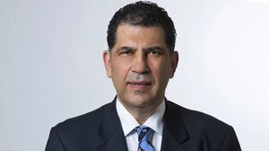 Γνωστός πλαστικός χειρουργός στο κρατητήριο – Αιτία ο καβγάς με 92χρονη