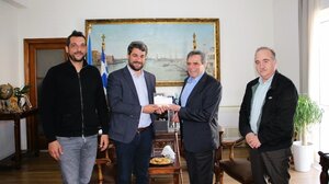 Συνάντηση Σημανδηράκη με τον Πρύτανη του Πολυτεχνείου Κρήτης