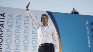 Μητσοτάκης: "Παίρνω δύναμη από την Κρήτη για τη μεγάλη νίκη"