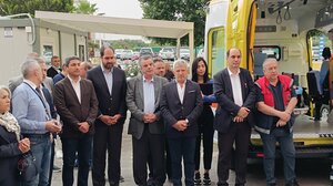 Στην τελετή παράδοσης του νέου ασθενοφόρου για το Κέντρο Υγείας Μοιρών ο δήμαρχος Φαιστού