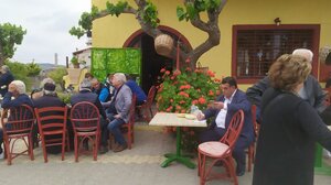 Εκλογικά κέντρα με… χρώματα και αρώματα