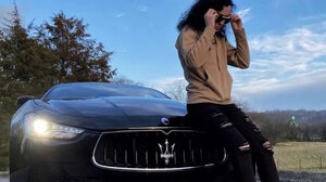 Είναι μόλις 24 ετών και βγάζει 5.000 ευρώ το μήνα… δουλεύοντας 20 λεπτά τη μέρα