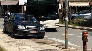 Μια ακόμα "βολική" θέση στάθμευσης