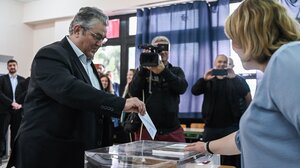 Κουτσούμπας: Ο λαός να ψηφίσει ΚΚΕ για να είναι δυνατός ο ίδιος την επόμενη μέρα