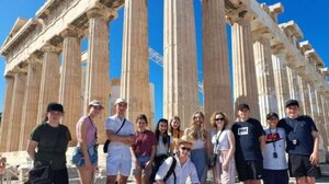 20 Κρητικόπουλα αναζητούν τις ρίζες τους