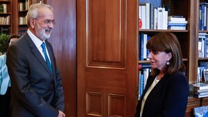 Αυτοί είναι οι επικρατέστεροι υπηρεσιακοί υπουργοί έως τις εκλογές του Ιούνη