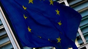 Παρατείνει για έναν χρόνο η ΕΕ την άρση των περιορισμών στις εισαγωγές από την Ουκρανία