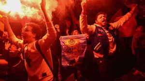 Εκλογές Τουρκία: Οπαδοί του Ερντογάν πανηγύρισαν μέσα στην Αγία Σοφία!