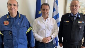 Δίπλα στους Πυροσβέστες του Ηρακλείου ο Μ. Σενετάκης