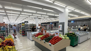 Νέα καταναλωτική εμπειρία στο πλήρως ανακαινισμένο «Χαλκιαδάκη» της Λ. Ικάρου 71