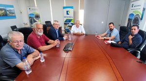 Συνάντηση του Διευθύνοντα Συμβούλου του Ο.Α.Κ., κ. Άρη Παπαδογιάννη με τον Ευρωβουλευτή του Κ.Κ.Ε. κ. Κώστα Παπαδάκη και υποψήφιους βουλευτές