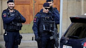 Ρώμη: Ανήλικη βρέθηκε νεκρή μέσα σε καρότσι λαϊκής!