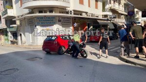 Λαμία: Η κάμερα κατέγραψε το τροχαίο στο κέντρο της πόλης