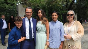 Πρώτος- πρώτος πήγε στην ορκωμοσία ο Μάξιμος!