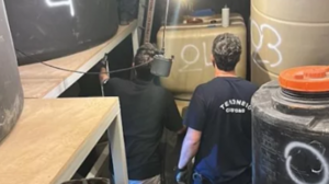 ΑΑΔΕ: Ανακάλυψαν κρυφή αποθήκη με λαθραίο πετρέλαιο